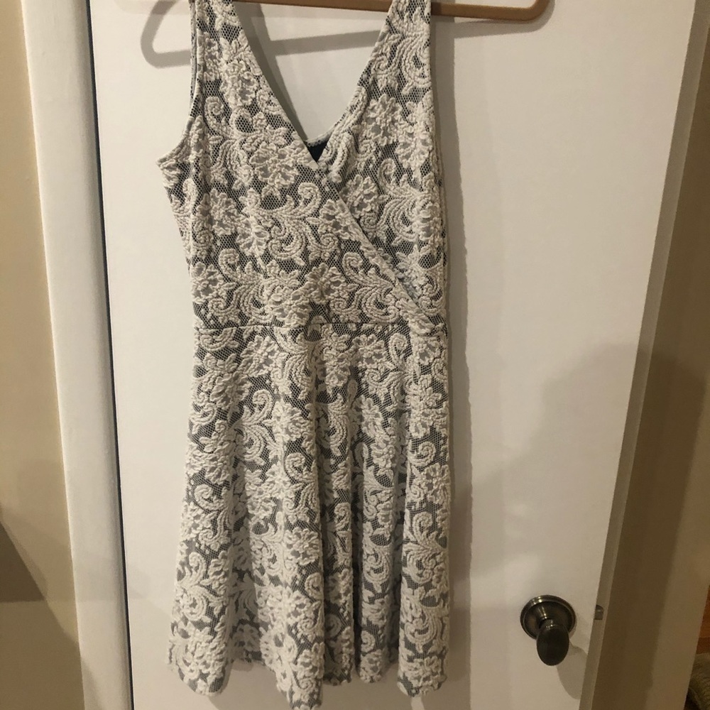Abercrombie fit and flare Dress - Picture 6 of 7